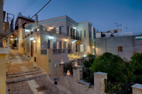 Antouanetta Apartments